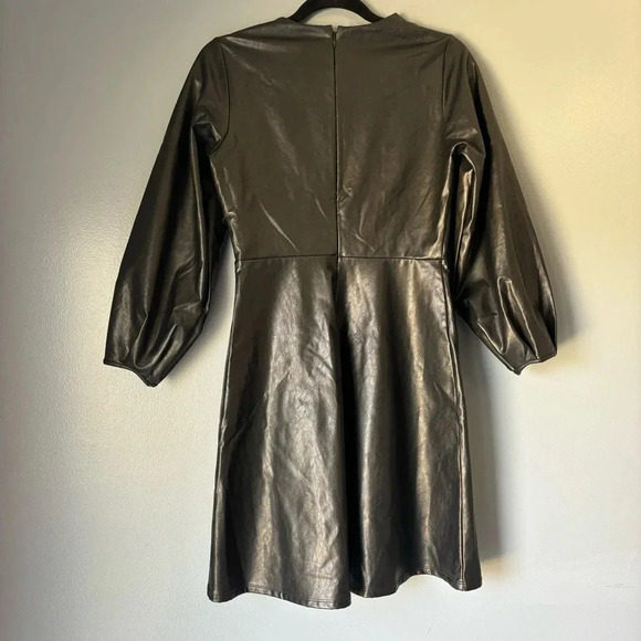 NWT Express Small Faux Leather Puff Sleeve Fit & Flare Mini Dress Black - Picture 4 of 6